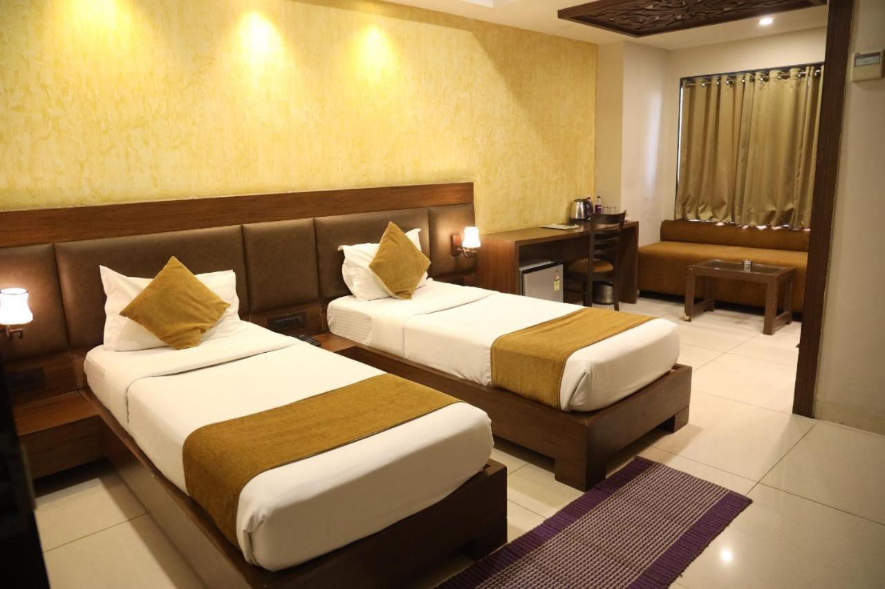 Hotel La Pearl Naiapura Εξωτερικό φωτογραφία